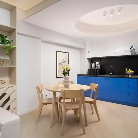 Apartment North By Urbanesq Cortina H *