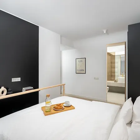 North By Urbanesq Cortina H * בוקרשט