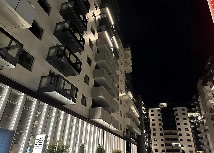 North By Urbanesq Cortina H